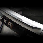 Carbon fiber center wing rear spoiler installed on Range Rover L460